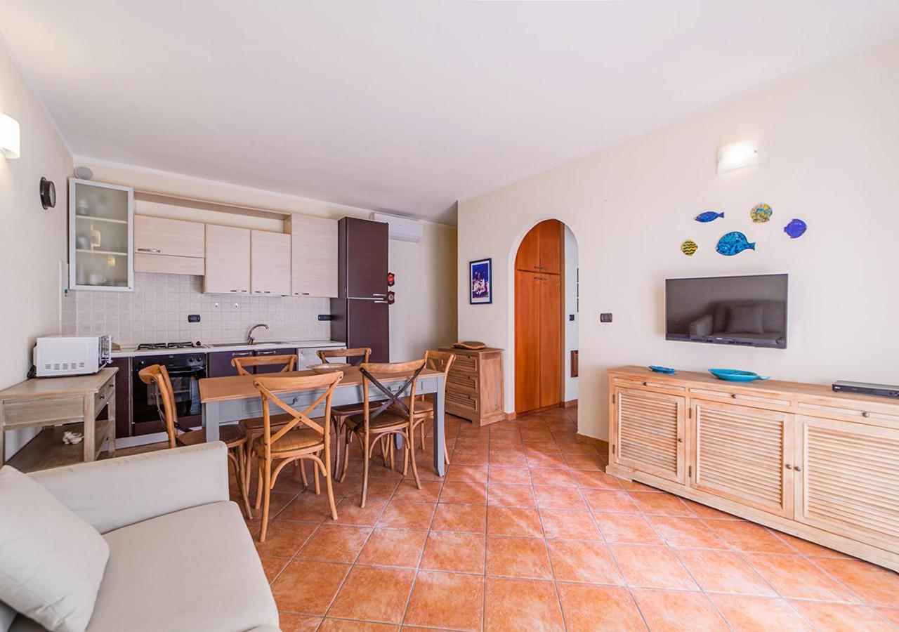 Murphy Holiday Home - Le Residenze Di Padule 02 La Maddalena  Extérieur photo